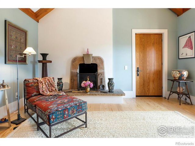 1050 Pine Street, Boulder, CO 80302