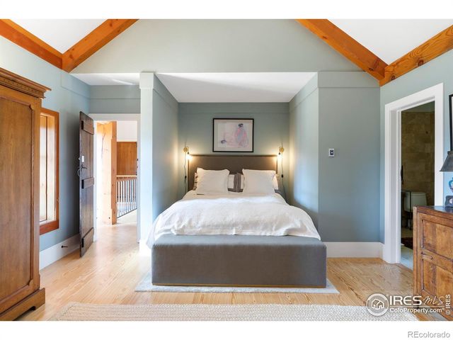 1050 Pine Street, Boulder, CO 80302