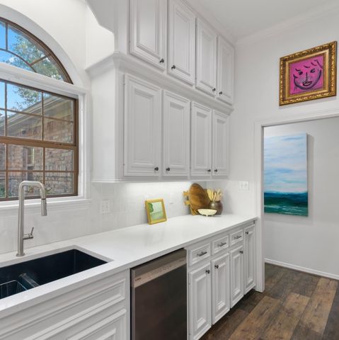 901 Longmire Road 51, Conroe, TX 77304