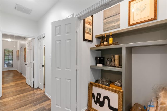 901 Longmire Road 51, Conroe, TX 77304