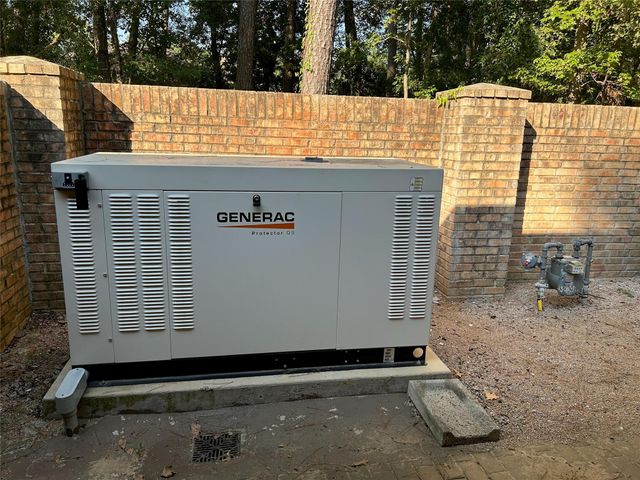 901 Longmire Road 51, Conroe, TX 77304