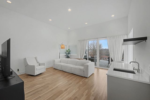 2510B Barclay Drive, Nashville, TN 37206