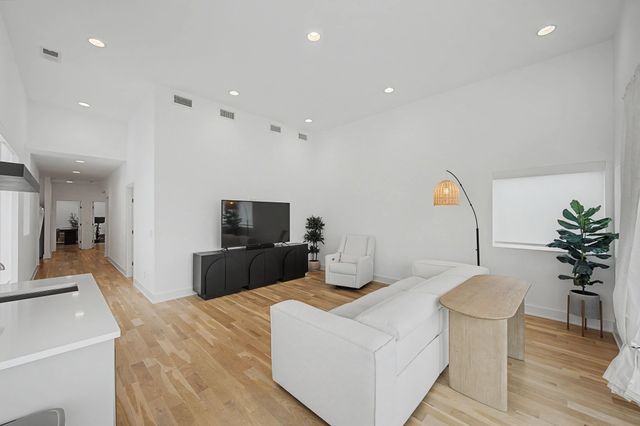 2510B Barclay Drive, Nashville, TN 37206