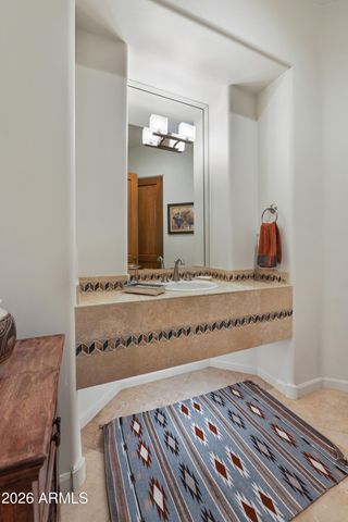 10725 E TROON NORTH Drive, Scottsdale, AZ 85262