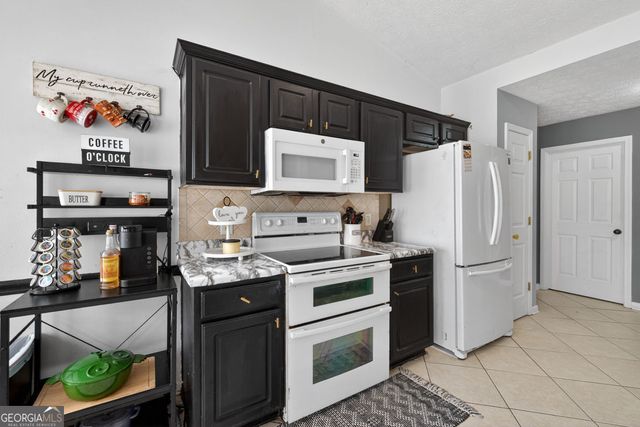 405 Bradford Way, Auburn, GA 30011