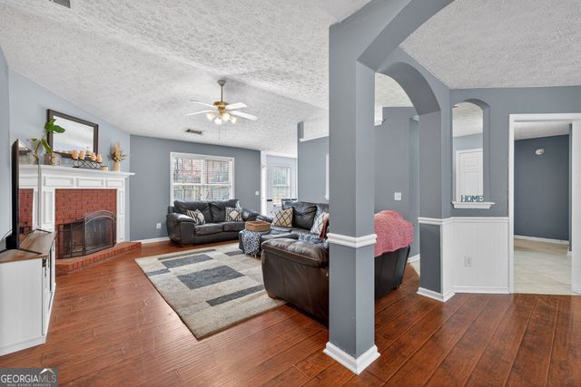 405 Bradford Way, Auburn, GA 30011