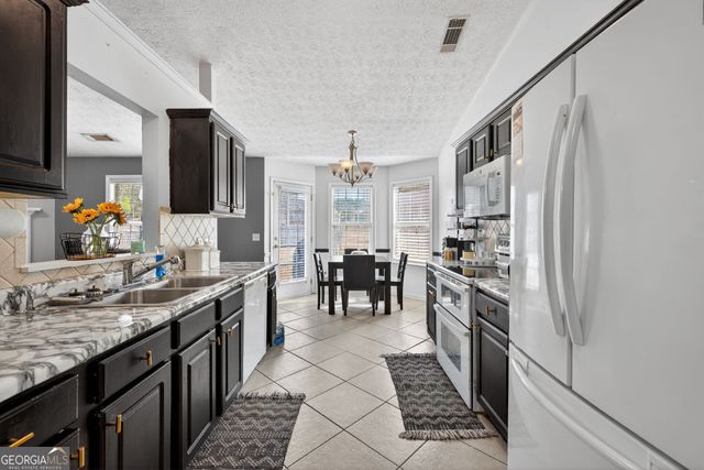 405 Bradford Way, Auburn, GA 30011