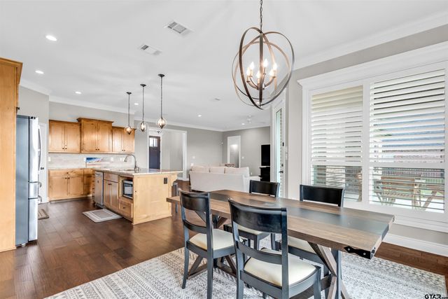 1502 Sugar Hill, Lindale, TX 75771