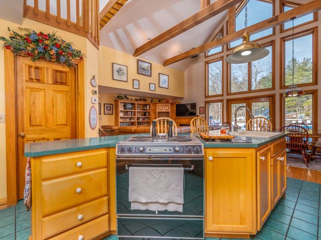 435 Hunters Lane, Morehead, KY 40351