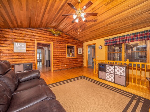 435 Hunters Lane, Morehead, KY 40351