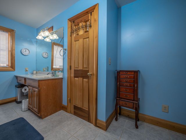 435 Hunters Lane, Morehead, KY 40351