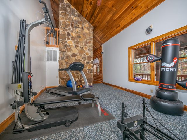 435 Hunters Lane, Morehead, KY 40351