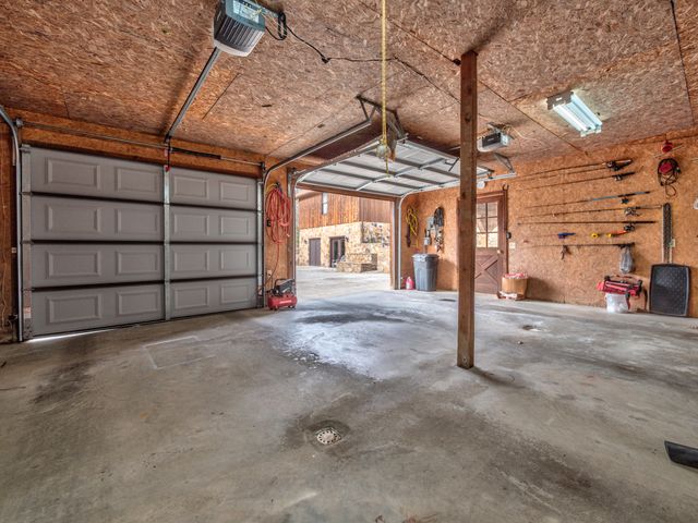 435 Hunters Lane, Morehead, KY 40351