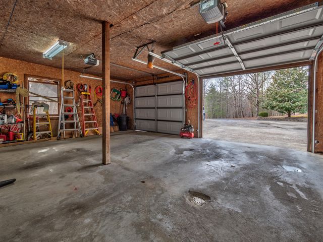 435 Hunters Lane, Morehead, KY 40351