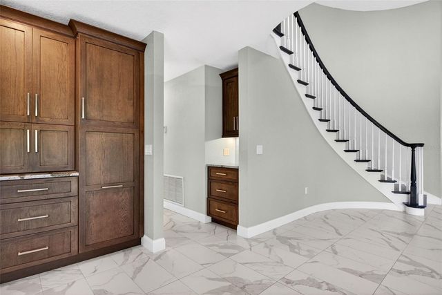 562 RANGER LANE, Longboat Key, FL 34228