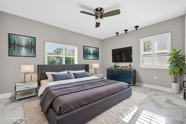 562 RANGER LANE, Longboat Key, FL 34228