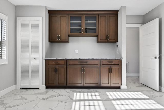 562 RANGER LANE, Longboat Key, FL 34228