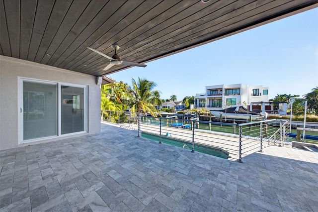 562 RANGER LANE, Longboat Key, FL 34228