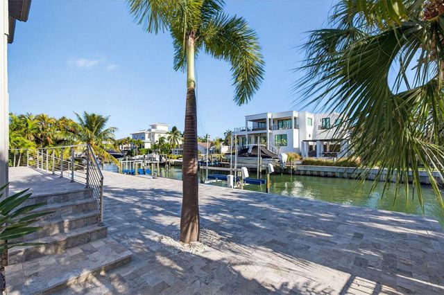 562 RANGER LANE, Longboat Key, FL 34228