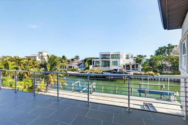 562 RANGER LANE, Longboat Key, FL 34228