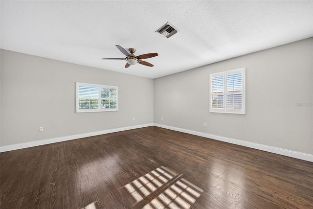 562 RANGER LANE, Longboat Key, FL 34228