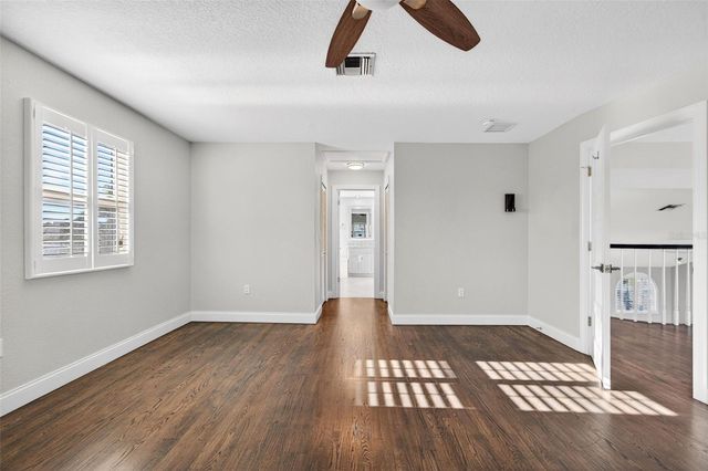 562 RANGER LANE, Longboat Key, FL 34228