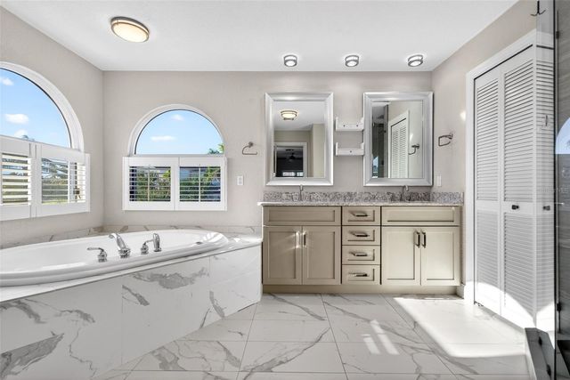 562 RANGER LANE, Longboat Key, FL 34228