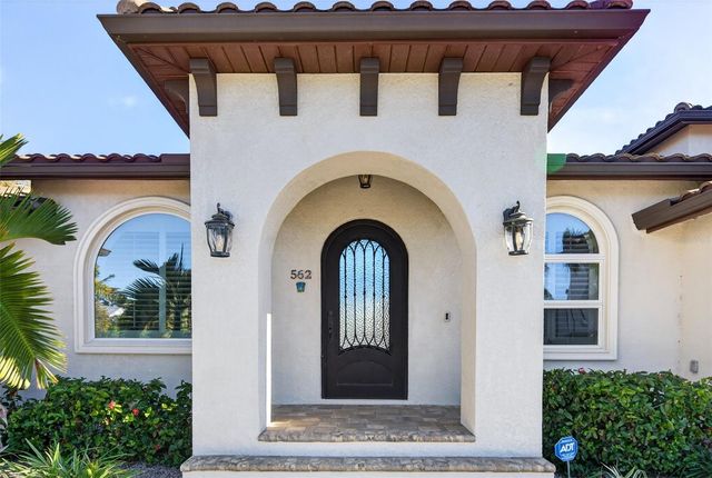 562 RANGER LANE, Longboat Key, FL 34228