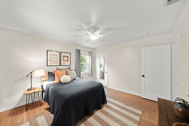 36 Lupine Way, Sacramento, CA 95819
