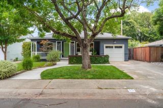 36 Lupine Way, Sacramento, CA 95819