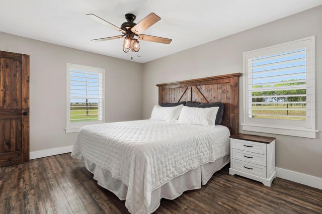 15308 Hubenak, Needville, TX 77461