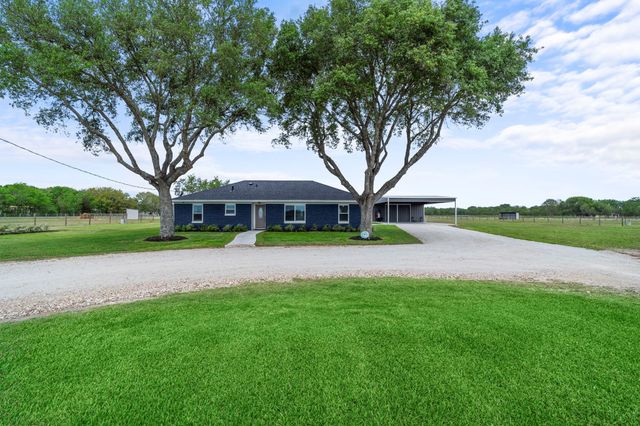 15308 Hubenak, Needville, TX 77461