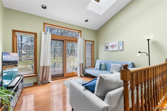 8367 Cherry Lane, Eden, NY 14057