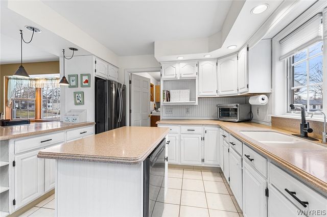 8367 Cherry Lane, Eden, NY 14057