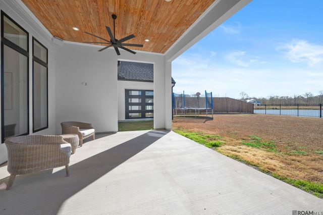 18925 Sanctuary Ave, Baton Rouge, LA 70817