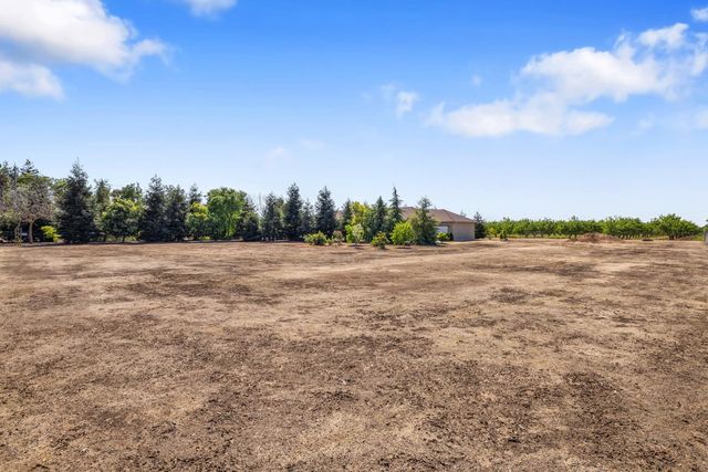 1255 Root Rd, Modesto, CA 95357