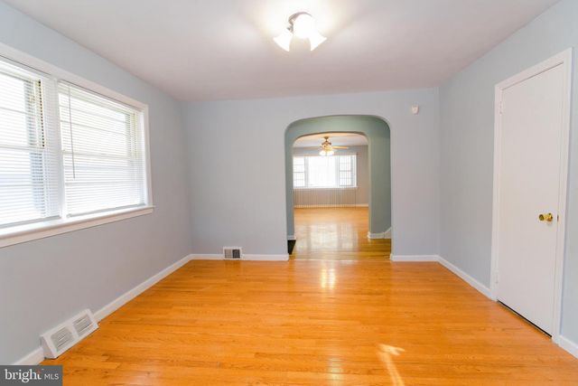 7701 E ROOSEVELT BLVD, Philadelphia, PA 19152