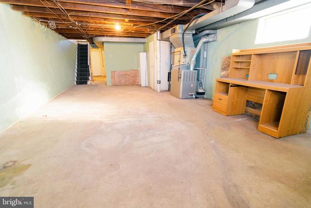 7701 E ROOSEVELT BLVD, Philadelphia, PA 19152