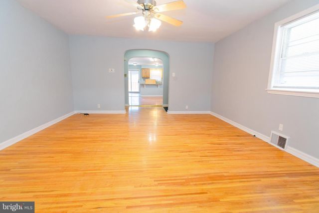 7701 E ROOSEVELT BLVD, Philadelphia, PA 19152