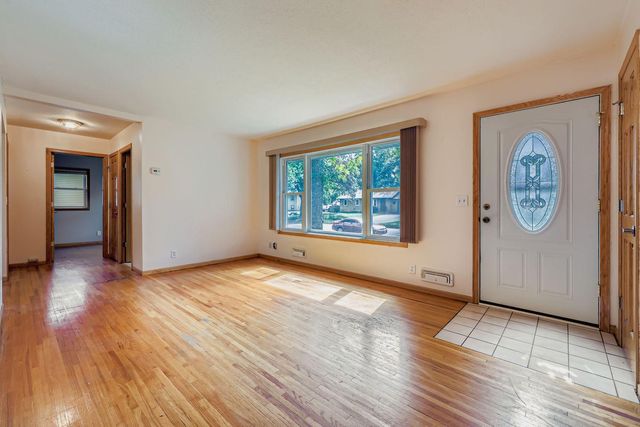 341 109th Avenue NW, Coon Rapids, MN 55448