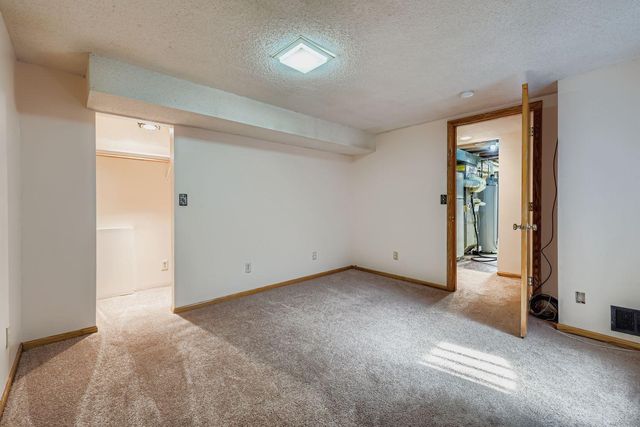 341 109th Avenue NW, Coon Rapids, MN 55448