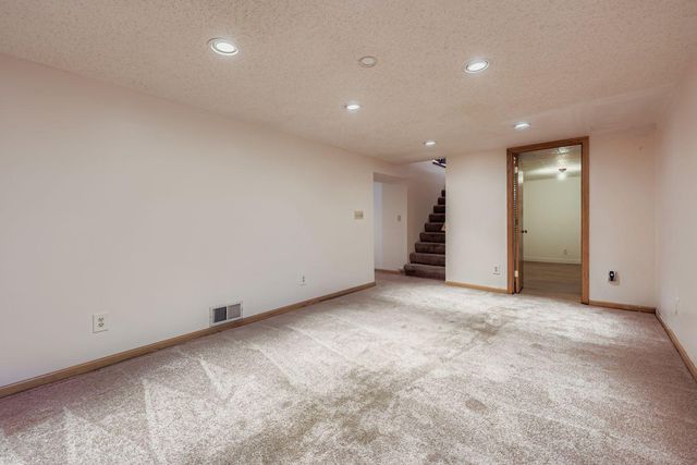 341 109th Avenue NW, Coon Rapids, MN 55448