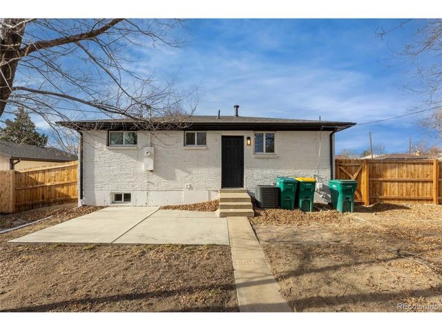 7946 Joan Dr, Denver, CO 80221
