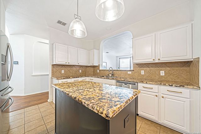 104 Yeager Circle, Cibolo, TX 78108