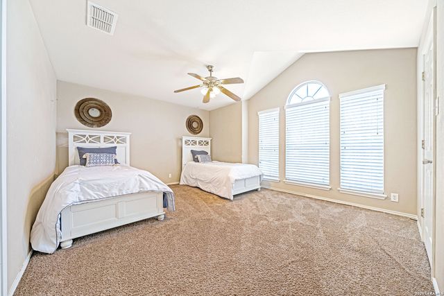 104 Yeager Circle, Cibolo, TX 78108