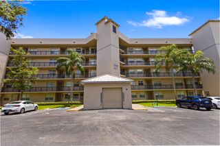 27 Royal Palm Way 503, Boca Raton, FL 33432