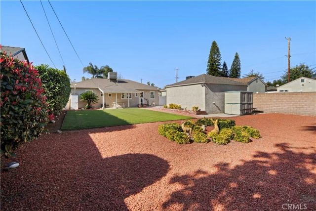 7542 Gaviota, Van Nuys, CA 91406