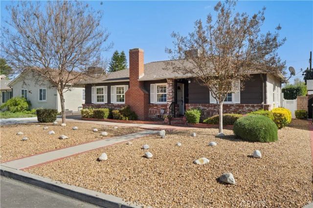 7542 Gaviota, Van Nuys, CA 91406