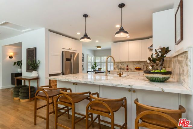 5071 Shirley Avenue, Tarzana (los Angeles), CA 91356