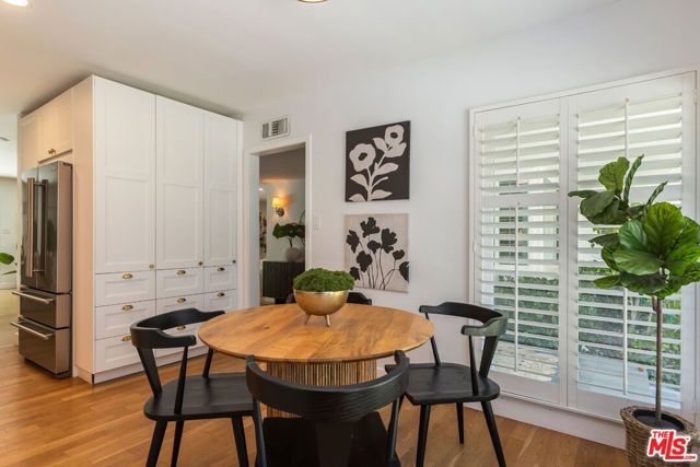 5071 Shirley Avenue, Tarzana (los Angeles), CA 91356